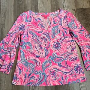 Lilly Pulitzer Pink and Blue Graphic 3/4 Sleeve Blouse